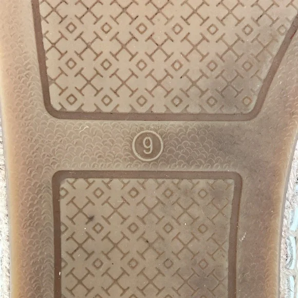 Tory Burch Slip On - Picture 7 of 7